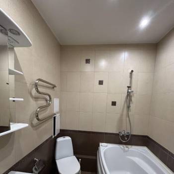 Продается 1-комнатная квартира, 37,8 м²