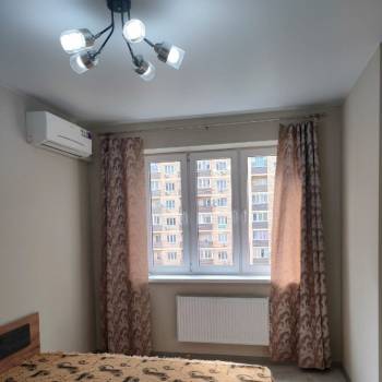 Сдается 1-комнатная квартира, 35 м²