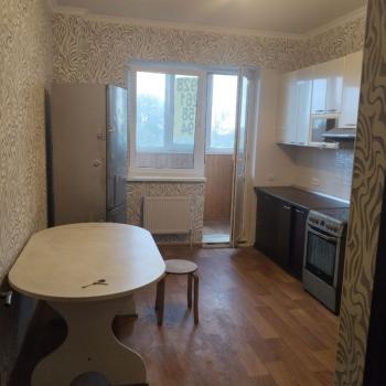 Продается 1-комнатная квартира, 48 м²