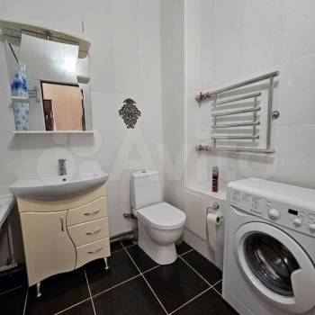 Продается 1-комнатная квартира, 38,2 м²