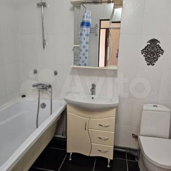 Продается 1-комнатная квартира, 38,2 м²