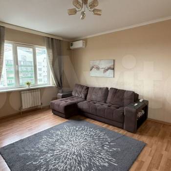 Продается 1-комнатная квартира, 42,7 м²