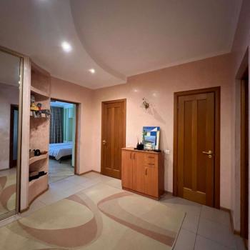 Сдается 2-х комнатная квартира, 72,4 м²