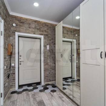 Продается 1-комнатная квартира, 35 м²