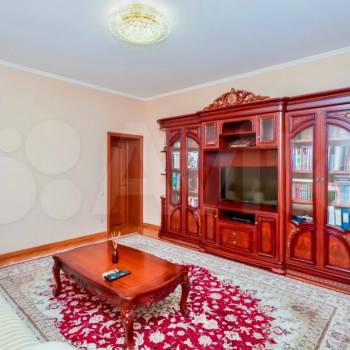 Продается Дом, 348 м²
