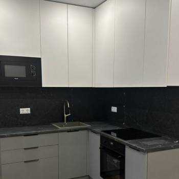 Продается 1-комнатная квартира, 35 м²