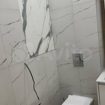 Продается 1-комнатная квартира, 35 м²