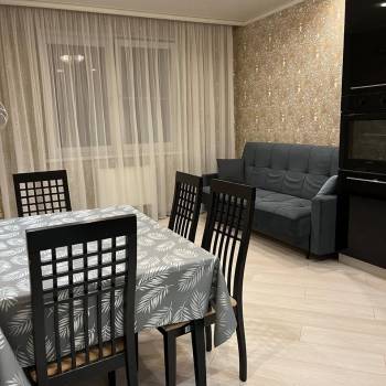 Сдается 2-х комнатная квартира, 65 м²