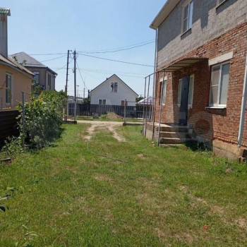 Продается Дом, 215 м²