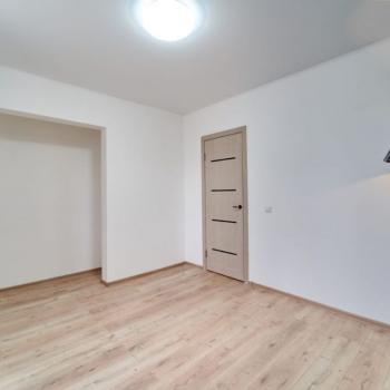 Продается 1-комнатная квартира, 35 м²
