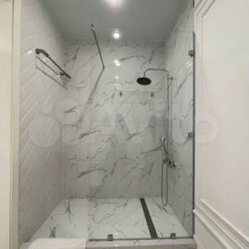 Продается 1-комнатная квартира, 60 м²