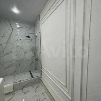 Продается 1-комнатная квартира, 60 м²