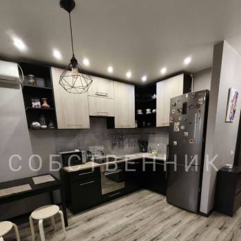 Продается 1-комнатная квартира, 42,4 м²