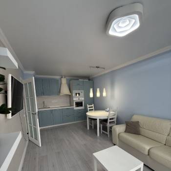 Сдается 1-комнатная квартира, 42 м²