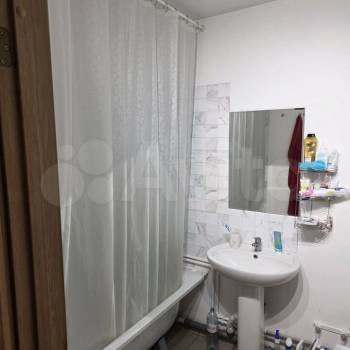 Продается 1-комнатная квартира, 45 м²