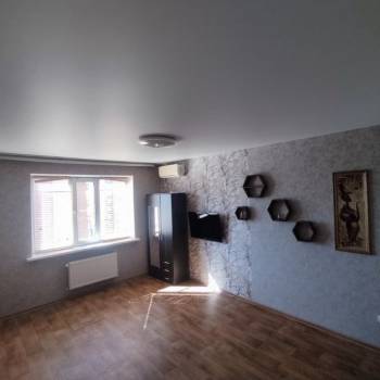 Продается 1-комнатная квартира, 45 м²