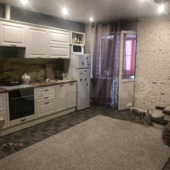 Продается 3-х комнатная квартира, 90 м²