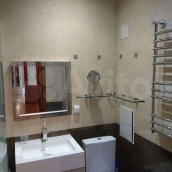 Сдается 2-х комнатная квартира, 72 м²