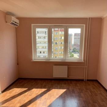Продается 1-комнатная квартира, 40 м²