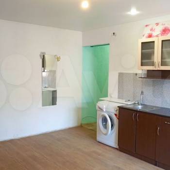 Продается 1-комнатная квартира, 32 м²