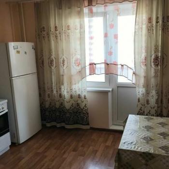 Продается 1-комнатная квартира, 35 м²