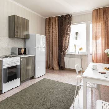 Сдается 1-комнатная квартира, 46 м²