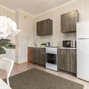 Сдается 1-комнатная квартира, 46 м²