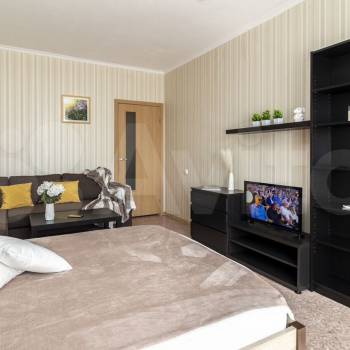 Сдается 1-комнатная квартира, 46 м²