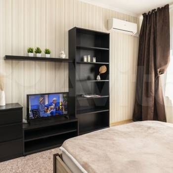 Сдается 1-комнатная квартира, 46 м²