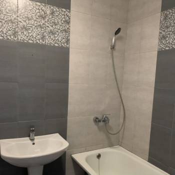 Продается 1-комнатная квартира, 39 м²