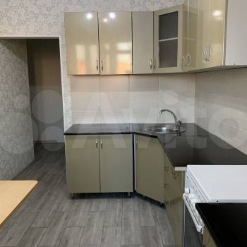 Продается 1-комнатная квартира, 39 м²