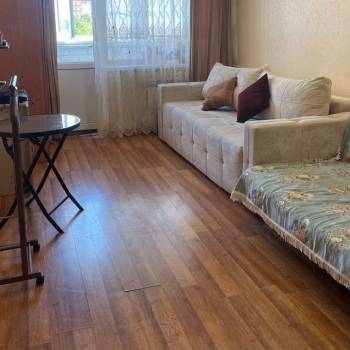 Продается 1-комнатная квартира, 30 м²