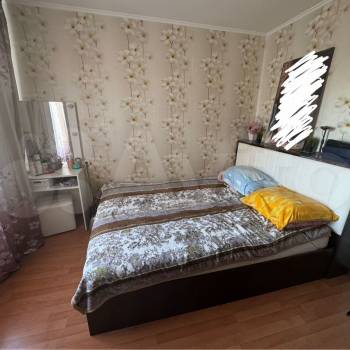 Продается Многокомнатная квартира, 74,2 м²