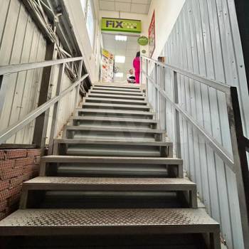 Сдается Нежилое помещение, 120 м²