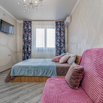 Продается 1-комнатная квартира, 38 м²