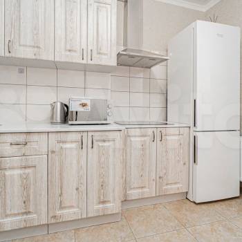 Продается 1-комнатная квартира, 38 м²