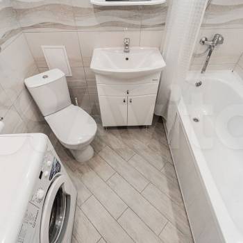 Продается 1-комнатная квартира, 38 м²