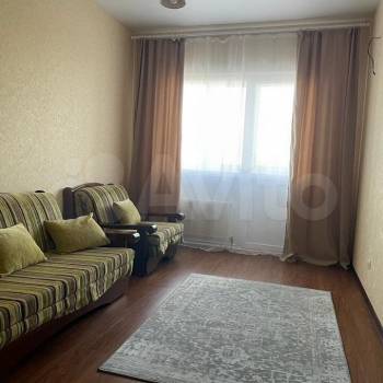 Сдается 1-комнатная квартира, 35 м²