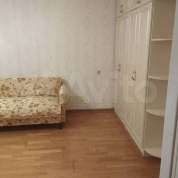 Сдается 1-комнатная квартира, 42,1 м²