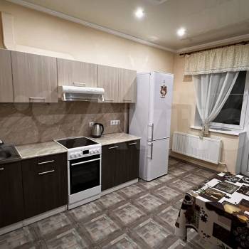 Сдается 2-х комнатная квартира, 57 м²