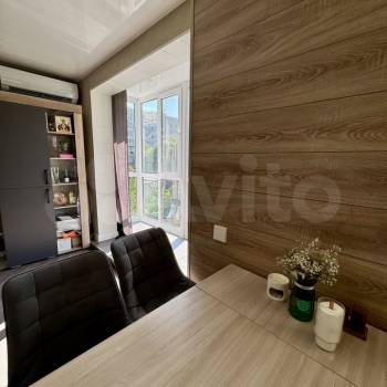 Продается 3-х комнатная квартира, 48 м²