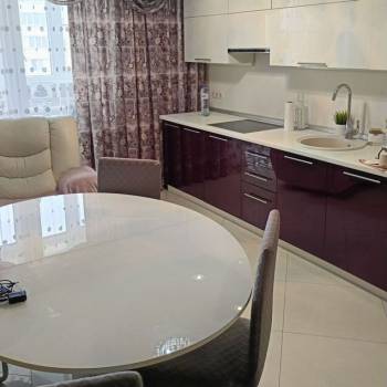 Продается 3-х комнатная квартира, 75 м²