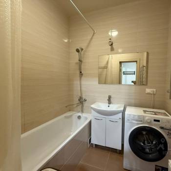 Продается 2-х комнатная квартира, 64 м²