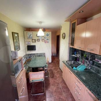 Продается Многокомнатная квартира, 79 м²