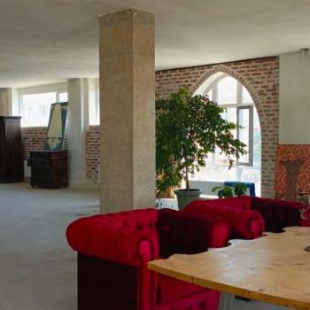 Сдается Нежилое помещение, 270 м²