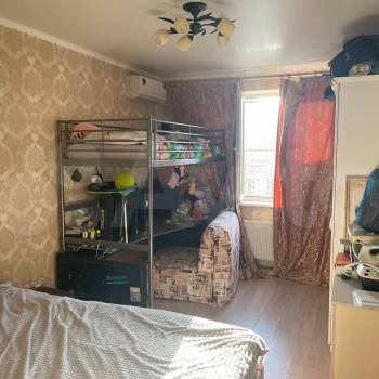 Продается 1-комнатная квартира, 34 м²