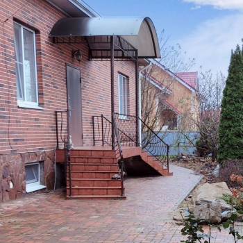 Продается Дом, 325 м²