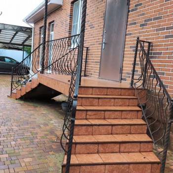 Продается Дом, 325 м²