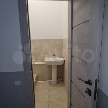 Сдается Нежилое помещение, 90 м²