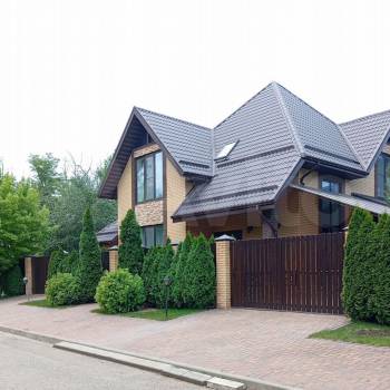 Продается Дом, 200 м²